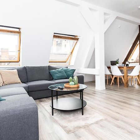 Ko-Living - Haendel Suite - Altstadt Mit Kueche, Smart Tv & Dachterrasse Halle  外观 照片